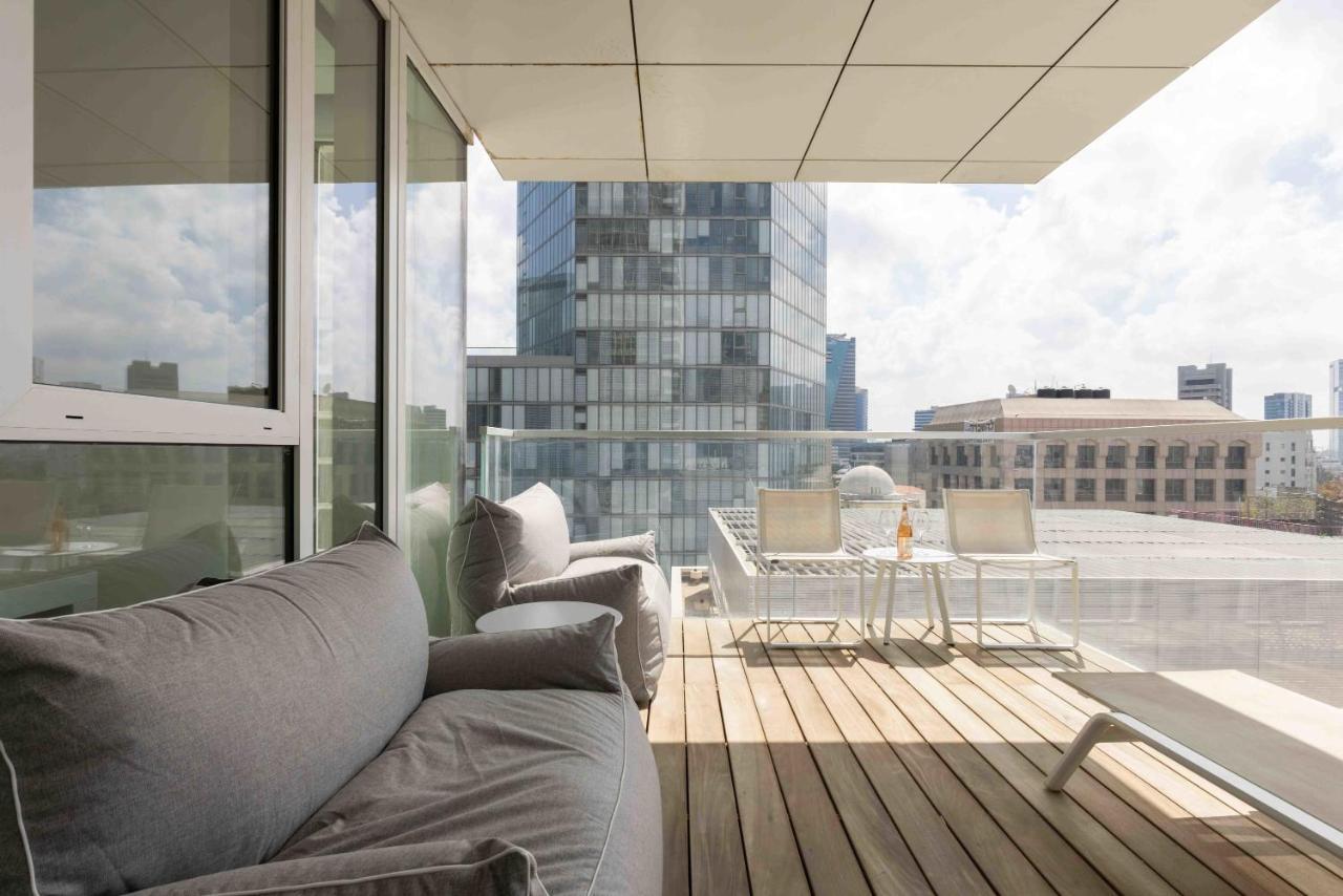 Exclusive Meier On Rothschild By Five Apartment